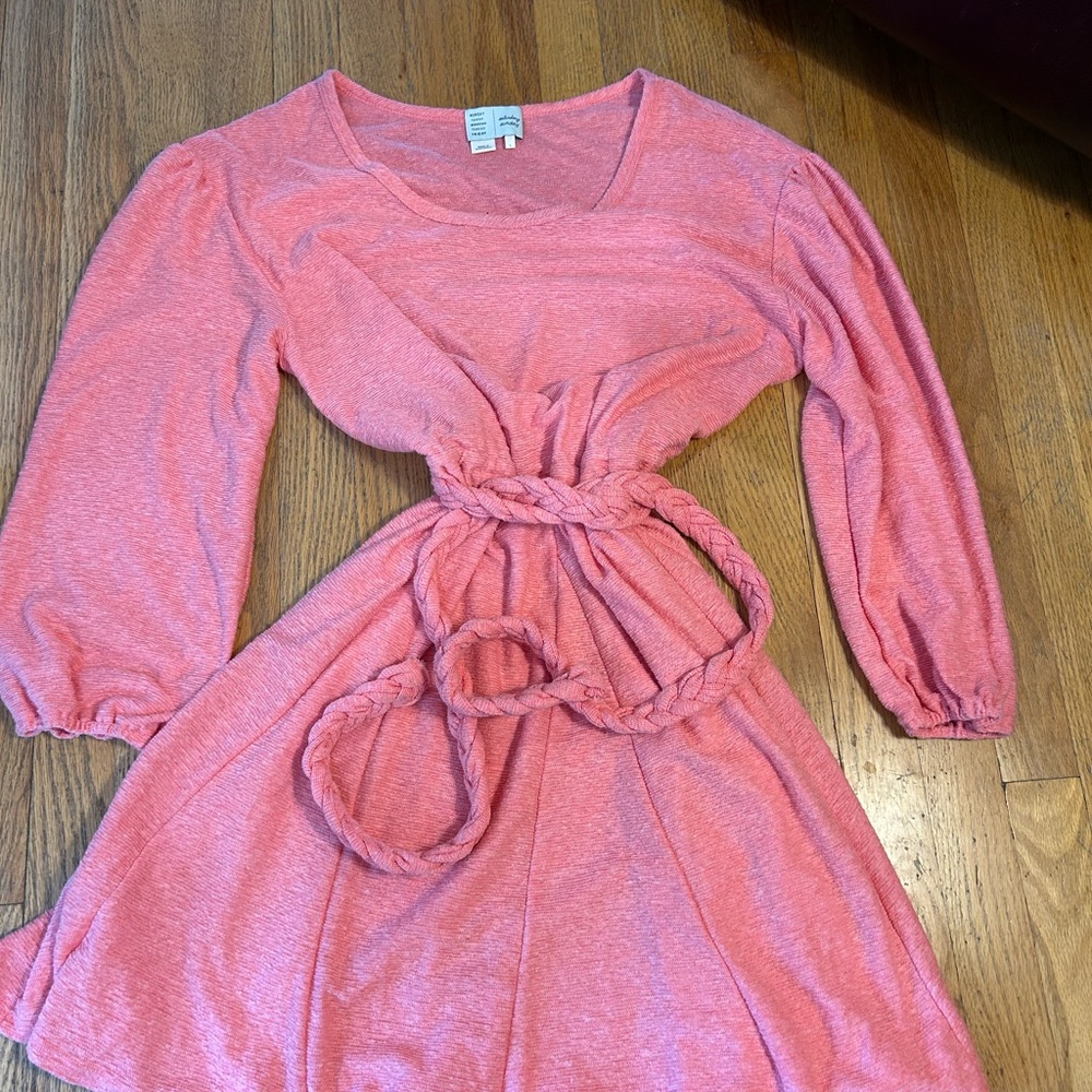 Women’s Anthropologie pink/coral belted dress size Large!